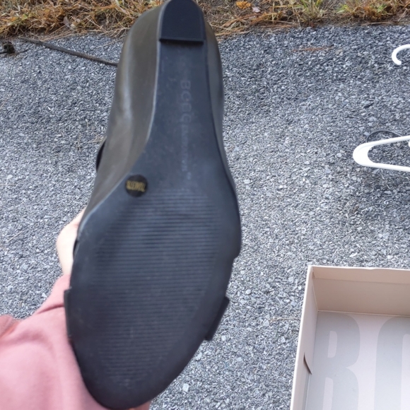 Shoes - Picture 3 of 3